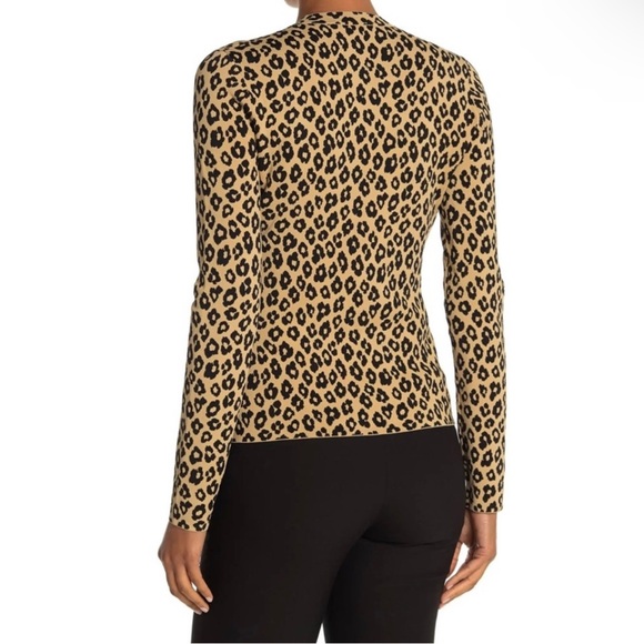 NEW THEORY LEOPARD PRINT BUTTON FRONT CARDIGAN - Picture 6 of 7
